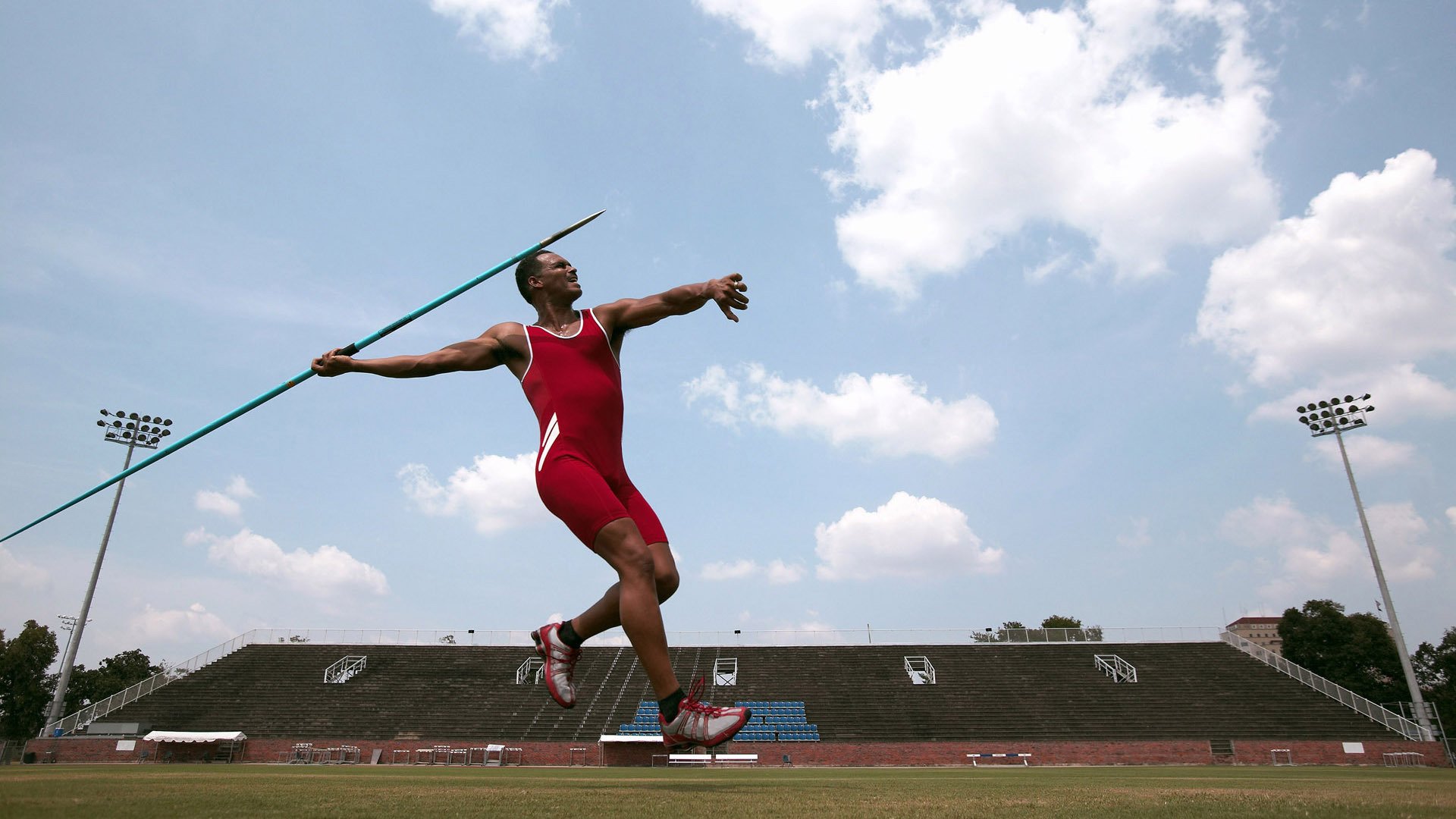 田径体能训练视频资源向公众免费开放,田径体能训练内容和方法